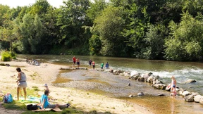 Erholung am Fluss und Schutz am Teich