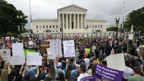 „Sie sollen niemals erfahren, wofür Bügel noch gebraucht werden“