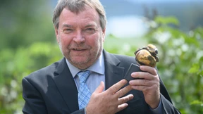 „Mission-Lifeline“-Kapitän erhält Erich-Kästner-Preis