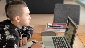 Zu Hause wären jetzt Ferien