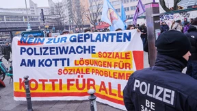 Was darf die Polizei auf Demonstrationen?