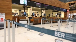 Warnstreik am Flughafen Berlin-Brandenburg hat begonnen