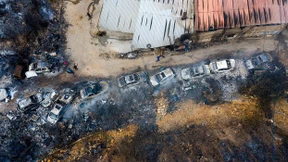 Flugzeuge besiegen Feuersbrunst