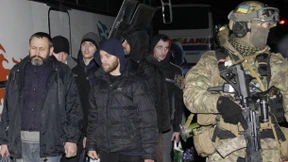 Rebellen und Regierungstruppen tauschen Gefangene aus