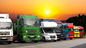 Korruptionsverdacht bei Lastwagenfahrer-Prüfung