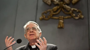 Papsterklärer in Erklärungsnot 