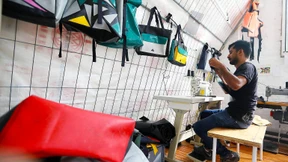 Taschen aus Flüchtlingsbooten