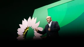 Nouripour spricht über die Krise der Autoindustrie