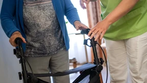 Noch weniger junge Leute wollen in die Pflege