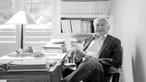 Mann der tausend Bücher