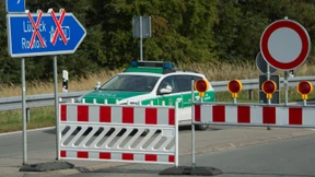 Autobahn versinkt im Moor