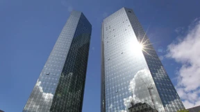 Deutsche Bank will rund 10.000 Stellen streichen