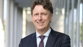 Neuer Chef richtet KfW auf Politik aus