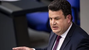 Heil: Erhöhung des Renteneintrittsalters „Phantomdebatte“