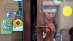 Mastercard und Visa isolieren Russland weiter