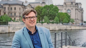 Das Knirschen der Macht