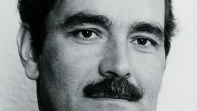 Wie schließt sich die Wahrheit in den Stein?