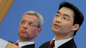 Rösler wehrt detaillierte Energiespar-Vorgaben ab