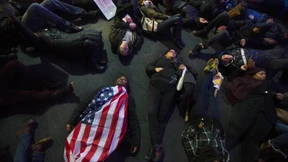 Jury entscheidet abermals über Anklage gegen Polizisten