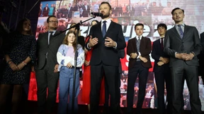 Tusks Leute siegen in den Städten