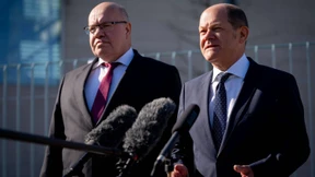 Regierung legt Milliarden-Hilfsfonds für Start-Ups auf