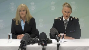 17-Jähriger wegen Angriffs auf Kinder des Mordes angeklagt