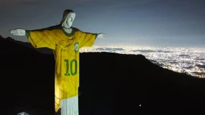 Gedenken an Fußballlegende Pelé