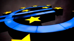 Euro-Staaten rechnen sich ihre Brandmauer hoch 