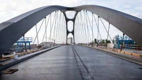 Das Skelett hat Fleisch und Haut bekommen