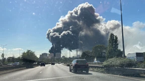 Feuer auf weltgrößtem Frischwarenmarkt bei Paris ausgebrochen