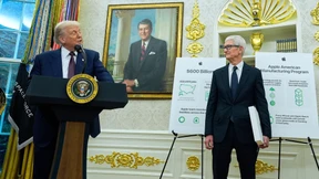 Trump investierte vor China-Reise Millionen Dollar in Apple