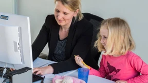 Kinder sind immer noch Karrierefallen