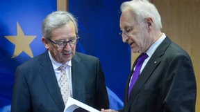 Stoiber hat genug Bürokratie bekämpft