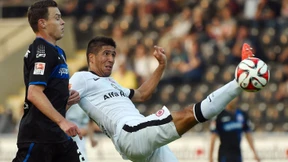 Gedrängel auf der Position des Sechsers