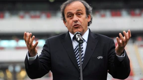 Funktionär in kurzen Hosen