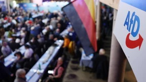 Staatsschutz ermittelt wegen rassistischer Parolen