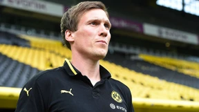 Stuttgart sichert sich Punkte - und einen neuen Trainer