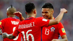 Favorit Chile wankt, aber fällt nicht