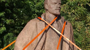 Lenin bleibt links liegen 