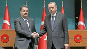 Uns tränen die Augen