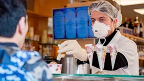 Fast 5000 Todesfälle, fast 100.000 Genesene