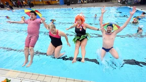 Erstes Freibad in Deutschland eröffnet Saison
