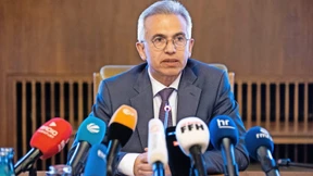 Feldmann will im Amt bleiben