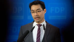 Rösler warnt vor starker Mehrbelastung