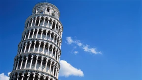 Schiefer als der schiefe Turm?