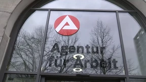 Deutsche Arbeitslosenzahl sinkt weiter