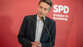SPD will schnell Gespräche mit Grünen und FDP führen