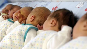 Bald wieder mehr Kinder? 