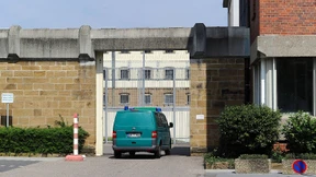 Justizbeamter gesteht Schmuggel für Häftlinge