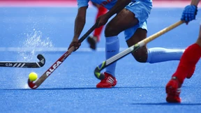 Hockey auf einem ganz schmalen Grat